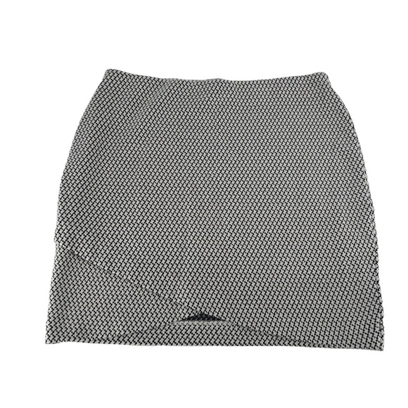 H&M Black White Houndstooth Print Mini Skirt Size Small Women’s - Picture 1 of 5